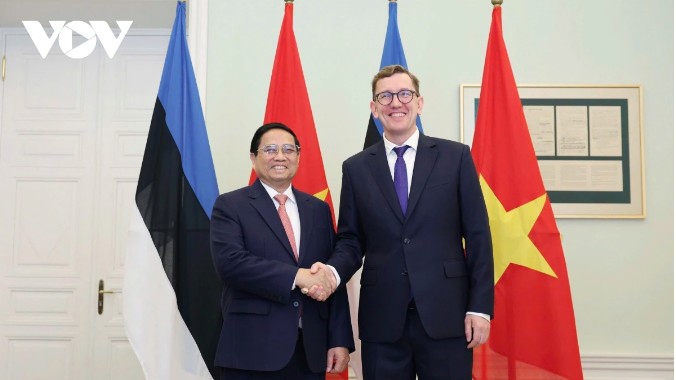 PM Chinh expects broader digital, e-governance cooperation with Estonia